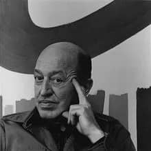 Formalism vs Contextualism: Two Ways of Looking at the Same Painting