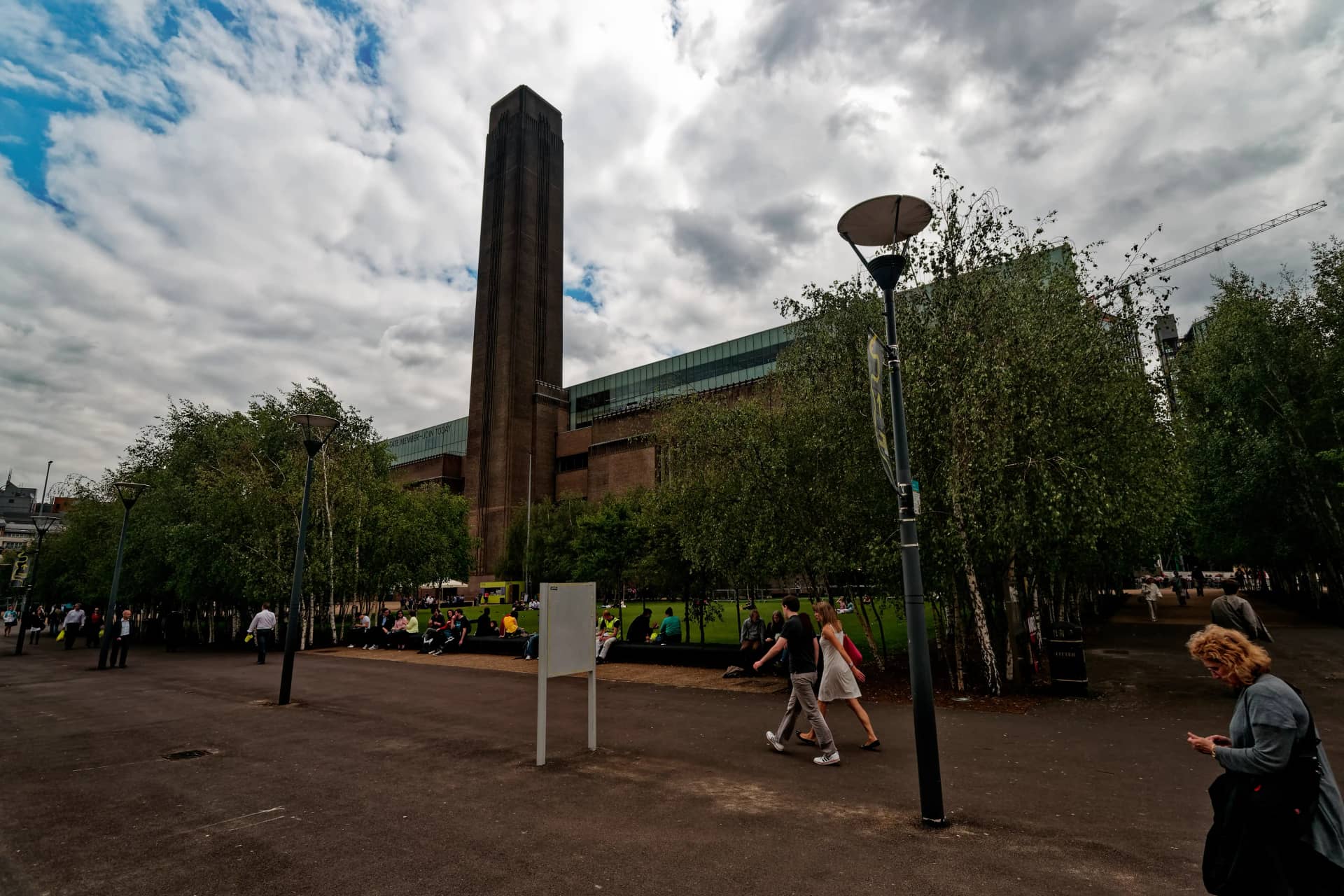 The Tate Modern: London's Industrial Cathedral for Contemporary Art