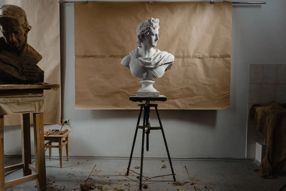 What Does a Gallerist Actually Do?