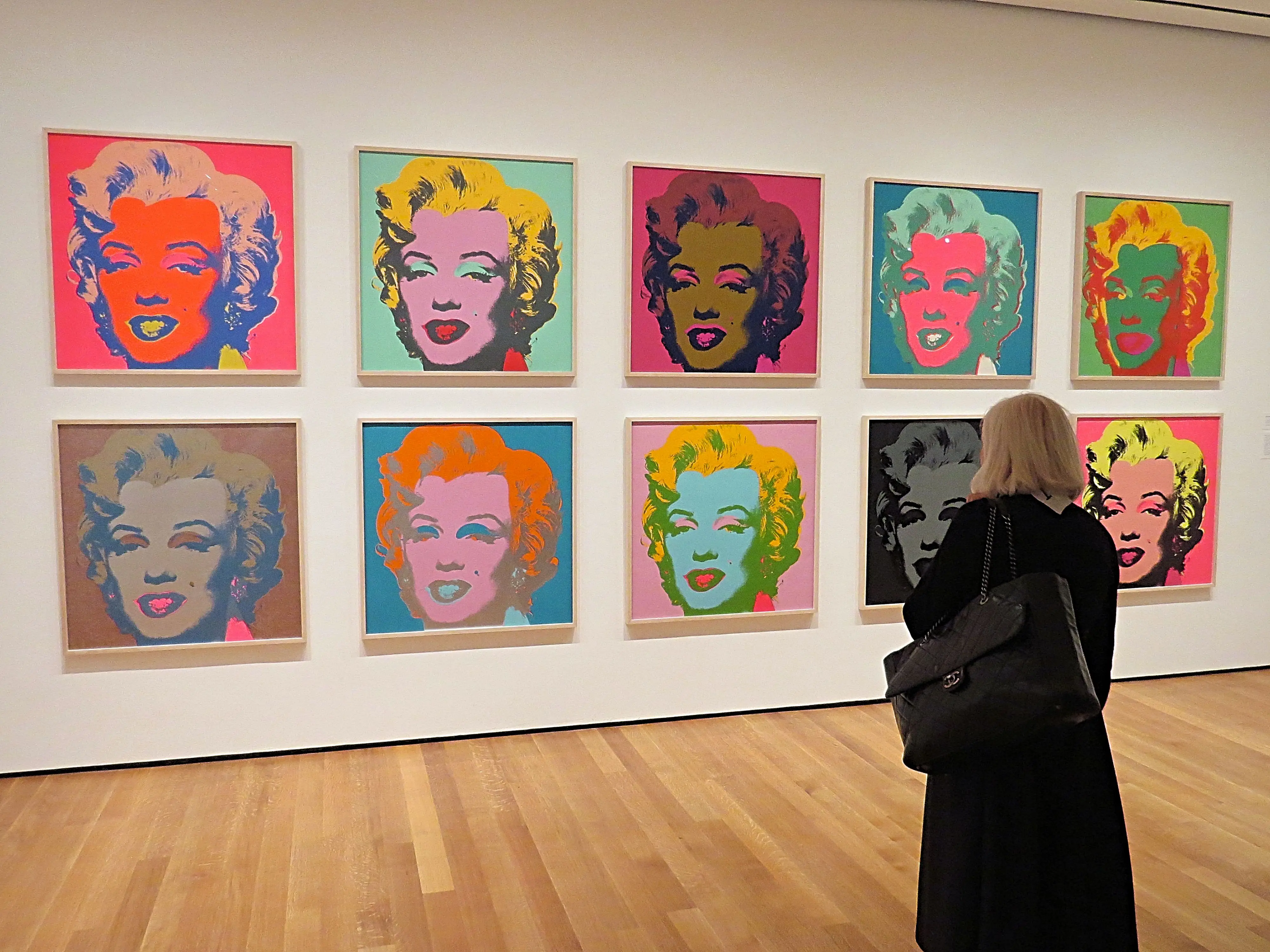 Pop Art: History, Traits, Artists, and Modern Takes