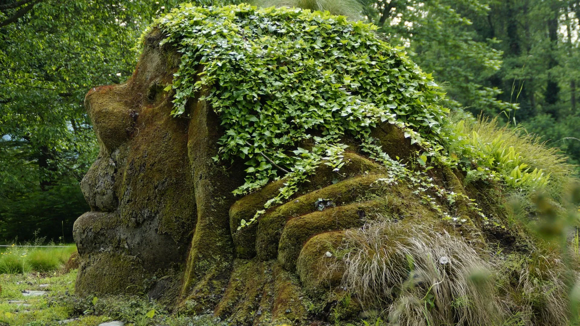 Sustainable Art: Where Creativity and Environmental Awareness Connect