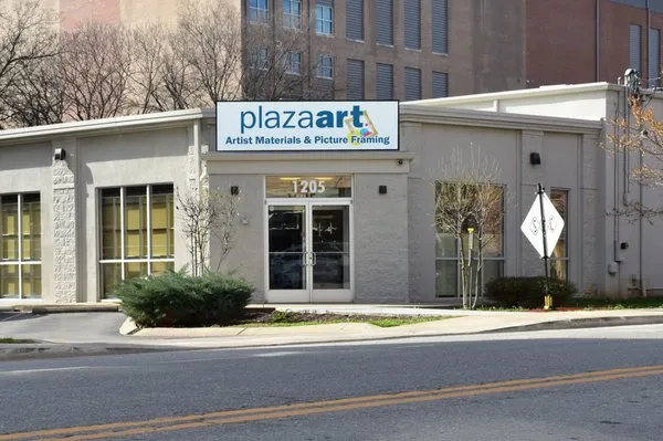 Plaza Artist Materials